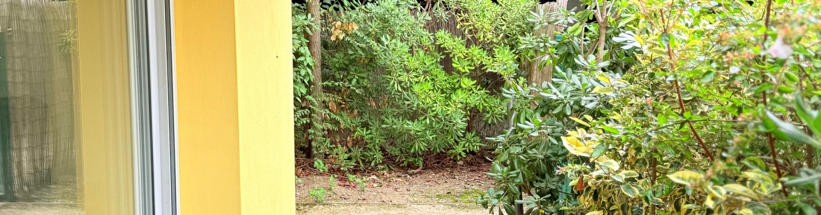 15 LESPY, PAU, France 64000, 2 Chambres Chambres, ,1 Salle de bainsSalle de bain,Appartement,Appartement,AMASSADE,LESPY ,1965